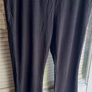 Simply Vera Vera Wang Black yoga pants